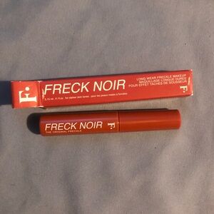 Freck Beauty Noir Freckle Pen